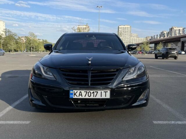 Чорний Хендай Генезис, об'ємом двигуна 5 л та пробігом 190 тис. км за 9900 $, фото 1 на Automoto.ua