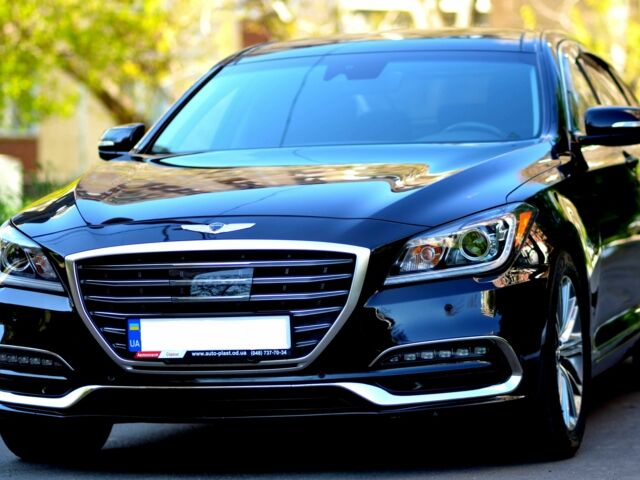 Черный Хендай Генезис, объемом двигателя 3.8 л и пробегом 63 тыс. км за 32000 $, фото 1 на Automoto.ua