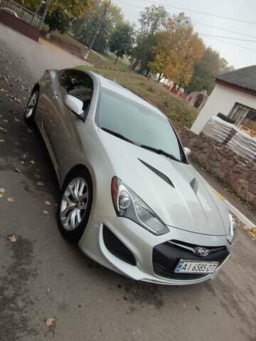 Сірий Хендай Генезис, об'ємом двигуна 2 л та пробігом 80 тис. км за 12500 $, фото 1 на Automoto.ua