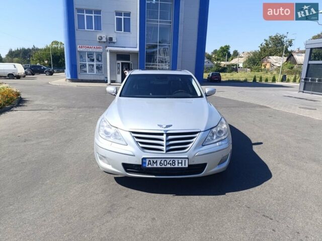 Сірий Хендай Генезис, об'ємом двигуна 3.78 л та пробігом 207 тис. км за 7600 $, фото 1 на Automoto.ua