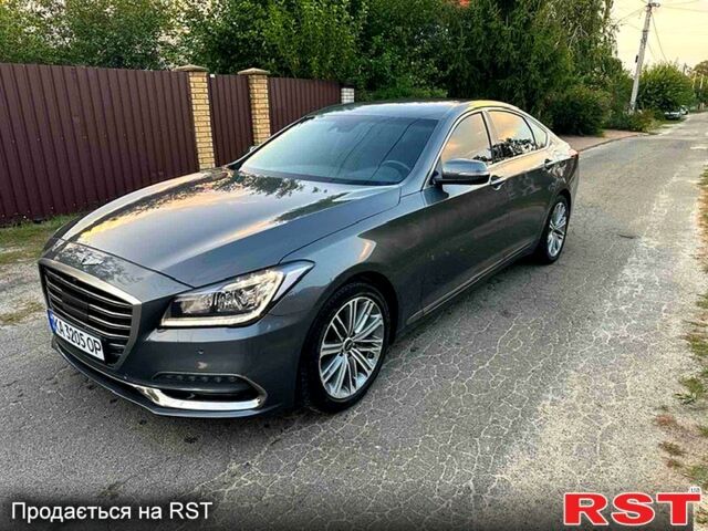 Серый Хендай Генезис, объемом двигателя 3.3 л и пробегом 67 тыс. км за 22900 $, фото 1 на Automoto.ua