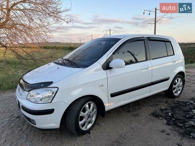 Хендай Гетц 2004 в Вознесенске на Automoto.ua Белый Хендай Гетц, объемом двигателя 1.3 л и пробегом 168 тыс. км за 5650 $, фото 1 на Automoto.ua