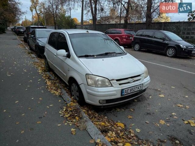 Белый Хендай Гетц, объемом двигателя 1.4 л и пробегом 251 тыс. км за 2800 $, фото 1 на Automoto.ua