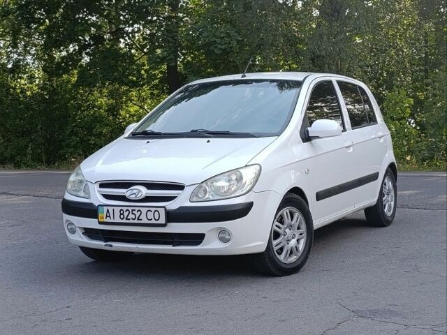Белый Хендай Гетц, объемом двигателя 1.4 л и пробегом 300 тыс. км за 4300 $, фото 1 на Automoto.ua