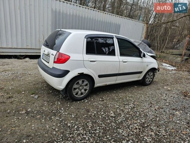 Білий Хендай Гетц, об'ємом двигуна 1.4 л та пробігом 270 тис. км за 1700 $, фото 1 на Automoto.ua