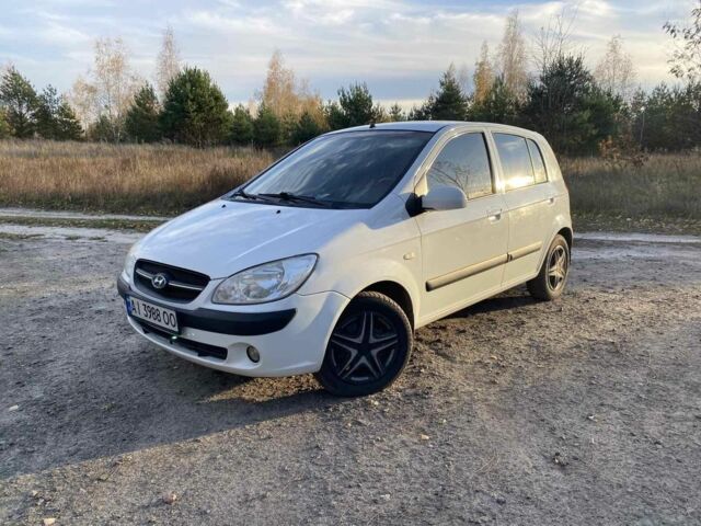 Белый Хендай Гетц, объемом двигателя 1.4 л и пробегом 220 тыс. км за 3200 $, фото 1 на Automoto.ua