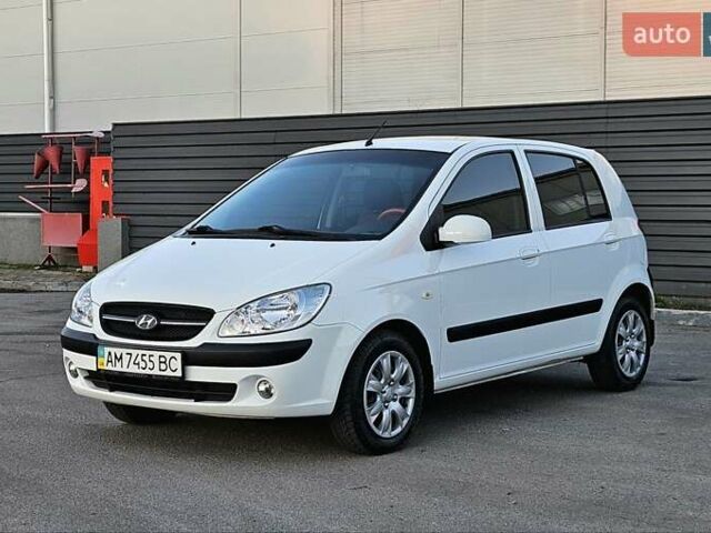 Белый Хендай Гетц, объемом двигателя 1.4 л и пробегом 100 тыс. км за 7000 $, фото 1 на Automoto.ua