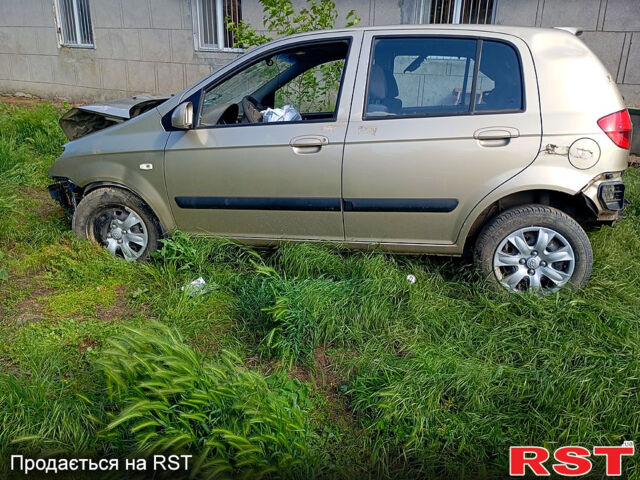 Бежевий Хендай Гетц, об'ємом двигуна 1.6 л та пробігом 70 тис. км за 2000 $, фото 1 на Automoto.ua