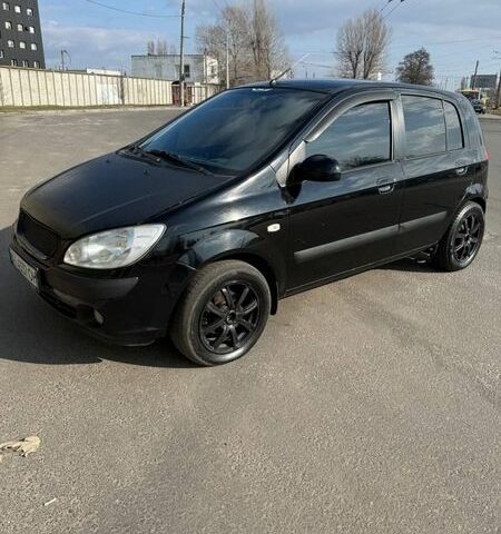 Черный Хендай Гетц, объемом двигателя 1.6 л и пробегом 332 тыс. км за 3500 $, фото 1 на Automoto.ua