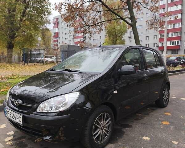 Черный Хендай Гетц, объемом двигателя 1.1 л и пробегом 220 тыс. км за 3300 $, фото 1 на Automoto.ua