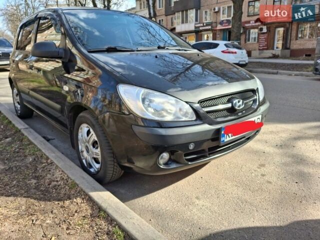 Черный Хендай Гетц, объемом двигателя 1.4 л и пробегом 136 тыс. км за 6000 $, фото 1 на Automoto.ua