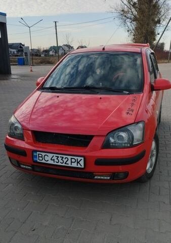 Красный Хендай Гетц, объемом двигателя 1.3 л и пробегом 250 тыс. км за 3150 $, фото 1 на Automoto.ua