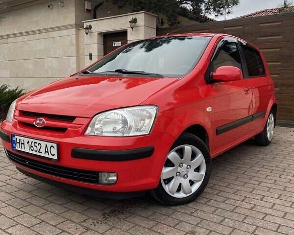 Красный Хендай Гетц, объемом двигателя 1.34 л и пробегом 154 тыс. км за 5200 $, фото 1 на Automoto.ua