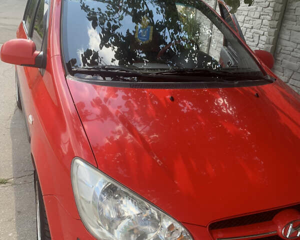 Червоний Хендай Гетц, об'ємом двигуна 1.6 л та пробігом 99 тис. км за 4900 $, фото 1 на Automoto.ua