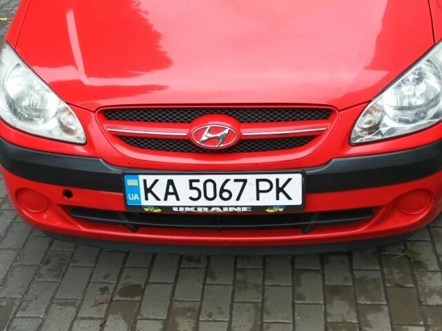 Червоний Хендай Гетц, об'ємом двигуна 1.1 л та пробігом 207 тис. км за 3700 $, фото 1 на Automoto.ua