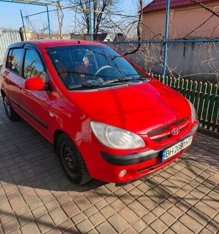 Красный Хендай Гетц, объемом двигателя 1.6 л и пробегом 117 тыс. км за 5600 $, фото 1 на Automoto.ua