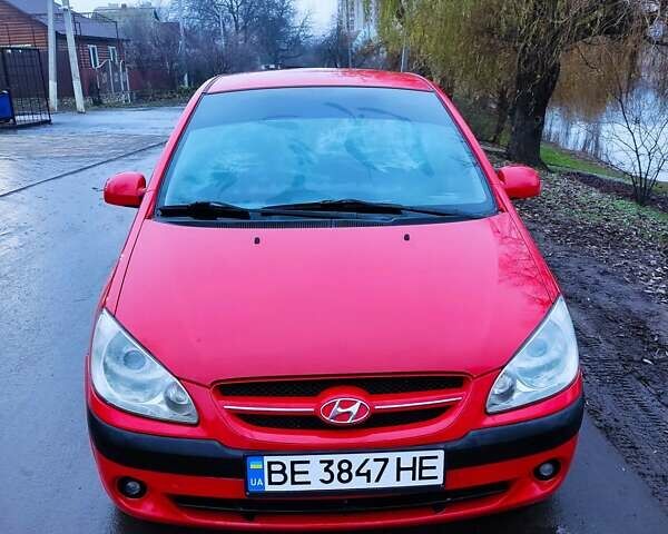 Червоний Хендай Гетц, об'ємом двигуна 1.6 л та пробігом 200 тис. км за 4200 $, фото 1 на Automoto.ua