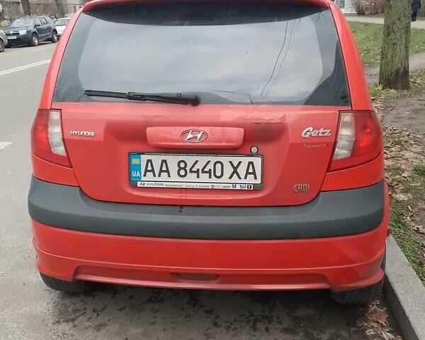 Червоний Хендай Гетц, об'ємом двигуна 1.49 л та пробігом 260 тис. км за 4000 $, фото 1 на Automoto.ua