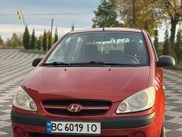 Красный Хендай Гетц, объемом двигателя 1.1 л и пробегом 124 тыс. км за 4300 $, фото 1 на Automoto.ua
