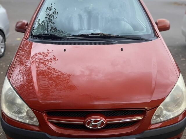 Красный Хендай Гетц, объемом двигателя 1.4 л и пробегом 197 тыс. км за 5709 $, фото 1 на Automoto.ua