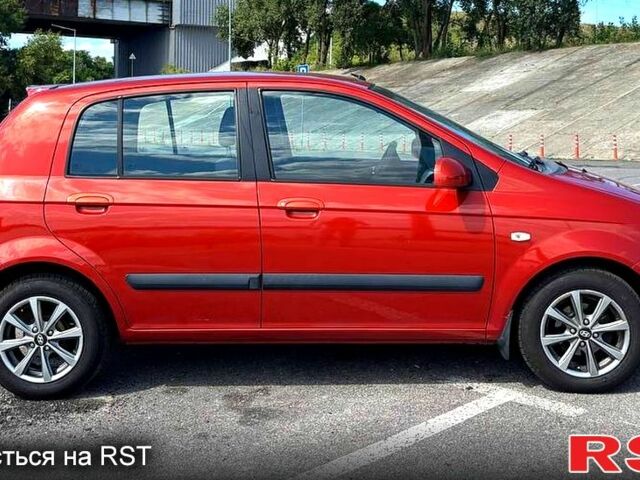 Красный Хендай Гетц, объемом двигателя 1.4 л и пробегом 60 тыс. км за 6250 $, фото 1 на Automoto.ua