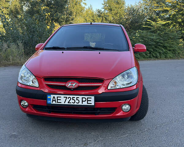 Червоний Хендай Гетц, об'ємом двигуна 1.4 л та пробігом 183 тис. км за 5200 $, фото 1 на Automoto.ua