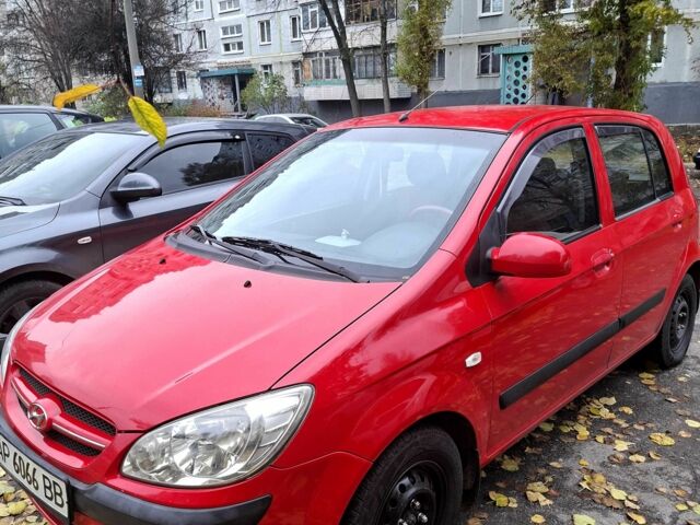 Красный Хендай Гетц, объемом двигателя 1.4 л и пробегом 177 тыс. км за 4800 $, фото 1 на Automoto.ua