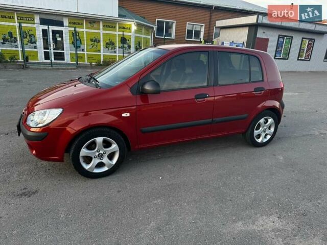 Красный Хендай Гетц, объемом двигателя 1.1 л и пробегом 136 тыс. км за 4499 $, фото 1 на Automoto.ua