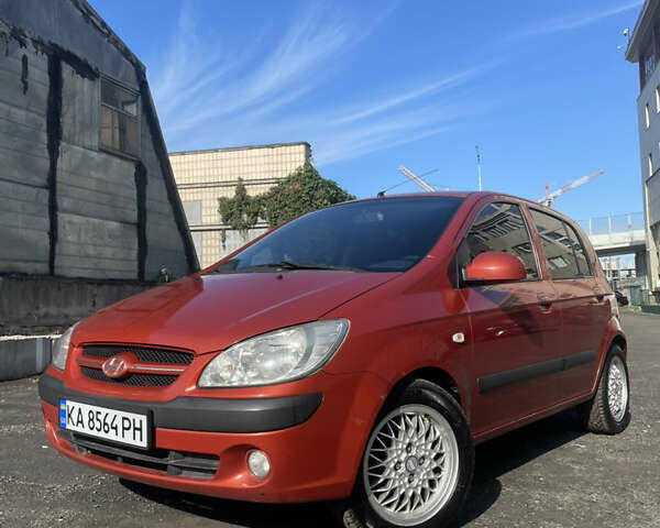 Червоний Хендай Гетц, об'ємом двигуна 1.4 л та пробігом 220 тис. км за 3750 $, фото 1 на Automoto.ua