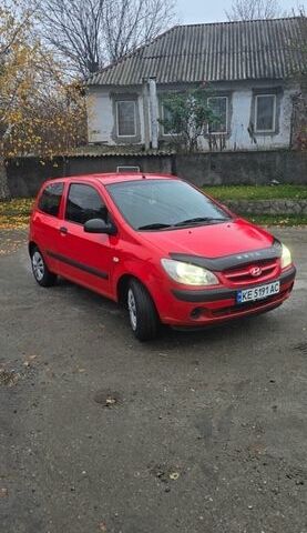 Червоний Хендай Гетц, об'ємом двигуна 1.09 л та пробігом 220 тис. км за 3650 $, фото 1 на Automoto.ua