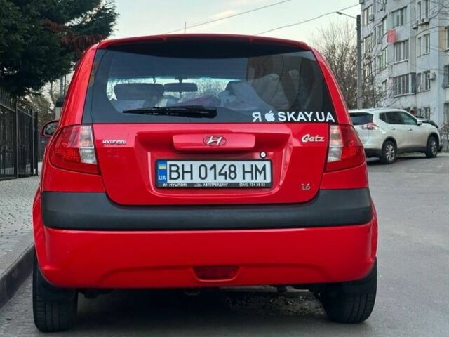 Красный Хендай Гетц, объемом двигателя 1.6 л и пробегом 139 тыс. км за 6500 $, фото 1 на Automoto.ua
