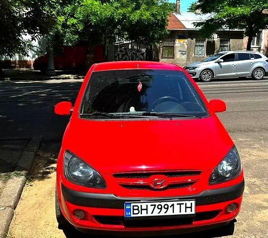 Червоний Хендай Гетц, об'ємом двигуна 1.4 л та пробігом 186 тис. км за 5300 $, фото 1 на Automoto.ua