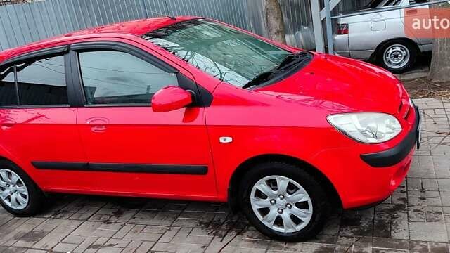 Красный Хендай Гетц, объемом двигателя 1.6 л и пробегом 106 тыс. км за 5900 $, фото 1 на Automoto.ua