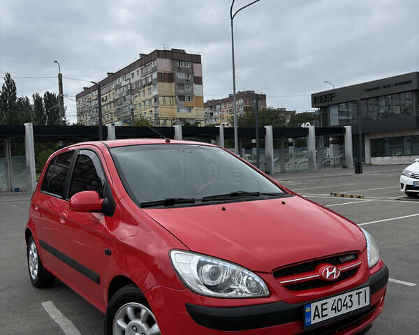 Червоний Хендай Гетц, об'ємом двигуна 1.6 л та пробігом 180 тис. км за 5990 $, фото 1 на Automoto.ua
