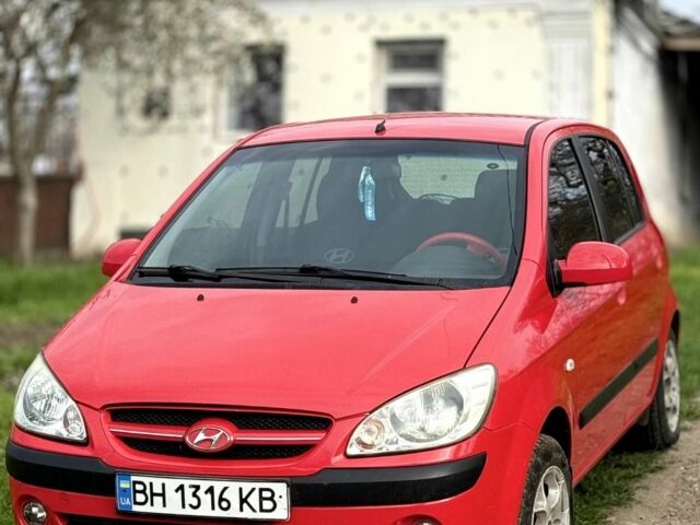 Красный Хендай Гетц, объемом двигателя 1.4 л и пробегом 196 тыс. км за 5400 $, фото 1 на Automoto.ua