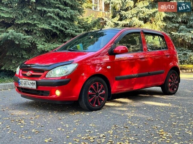 Красный Хендай Гетц, объемом двигателя 1.4 л и пробегом 167 тыс. км за 5599 $, фото 1 на Automoto.ua