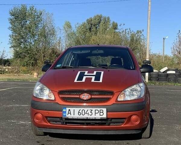 Красный Хендай Гетц, объемом двигателя 1.09 л и пробегом 280 тыс. км за 4300 $, фото 1 на Automoto.ua
