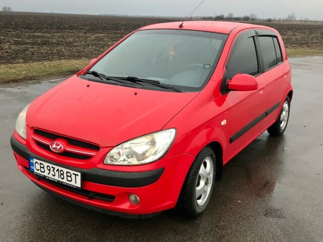 Червоний Хендай Гетц, об'ємом двигуна 1 л та пробігом 126 тис. км за 5600 $, фото 1 на Automoto.ua