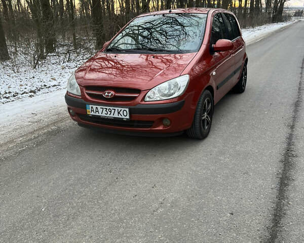 Червоний Хендай Гетц, об'ємом двигуна 1.6 л та пробігом 190 тис. км за 5850 $, фото 1 на Automoto.ua