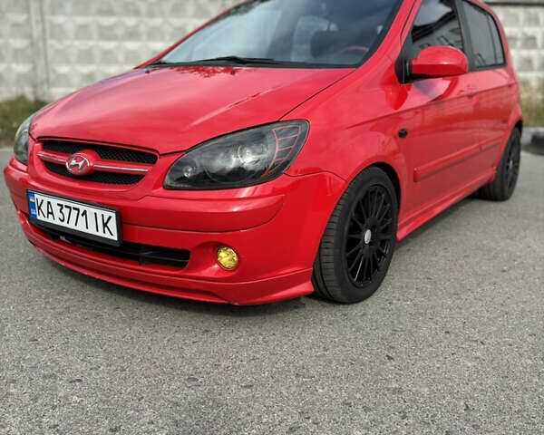 Червоний Хендай Гетц, об'ємом двигуна 1.4 л та пробігом 232 тис. км за 4250 $, фото 1 на Automoto.ua
