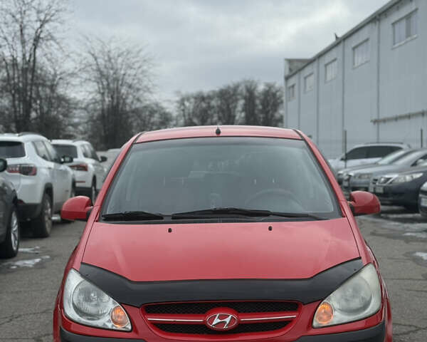 Червоний Хендай Гетц, об'ємом двигуна 1.6 л та пробігом 180 тис. км за 5600 $, фото 1 на Automoto.ua