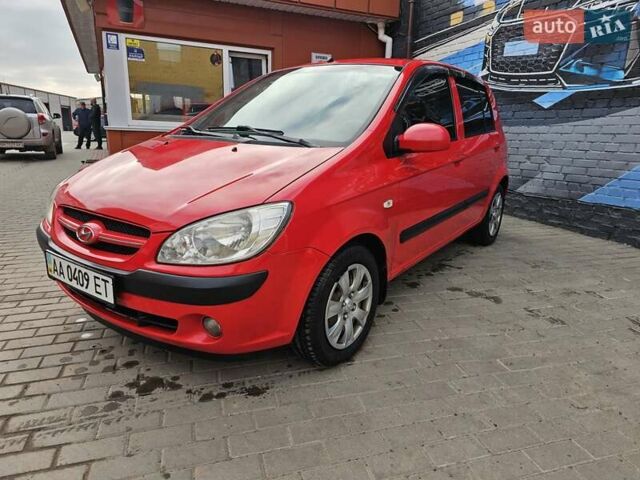 Красный Хендай Гетц, объемом двигателя 1.4 л и пробегом 189 тыс. км за 4950 $, фото 1 на Automoto.ua