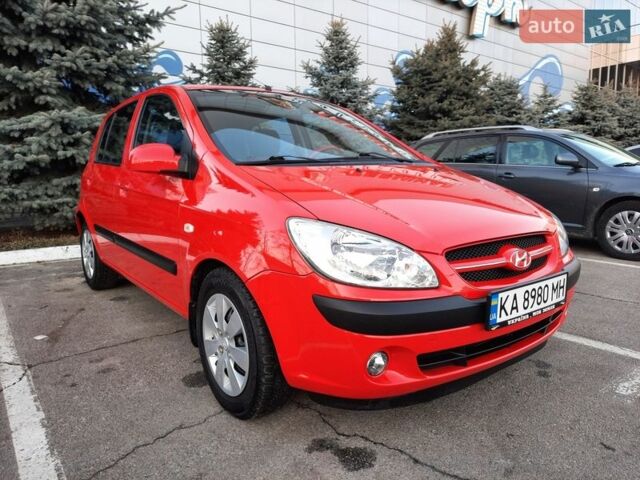 Червоний Хендай Гетц, об'ємом двигуна 1.4 л та пробігом 111 тис. км за 6650 $, фото 1 на Automoto.ua