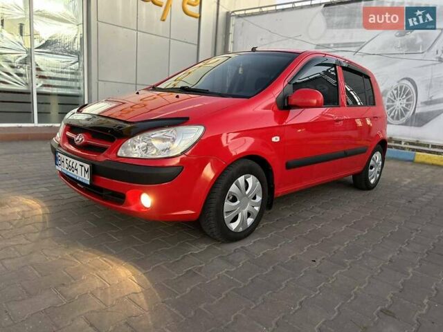 Красный Хендай Гетц, объемом двигателя 1.4 л и пробегом 173 тыс. км за 4400 $, фото 1 на Automoto.ua