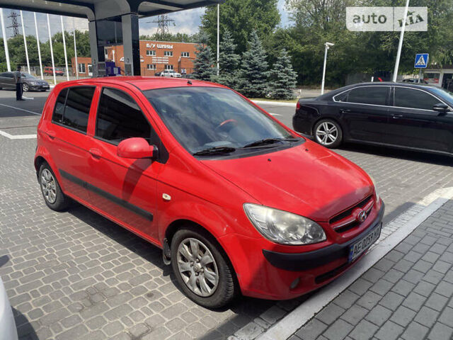Красный Хендай Гетц, объемом двигателя 1.4 л и пробегом 220 тыс. км за 4100 $, фото 1 на Automoto.ua