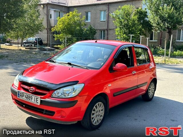 Красный Хендай Гетц, объемом двигателя 1.1 л и пробегом 190 тыс. км за 3850 $, фото 1 на Automoto.ua