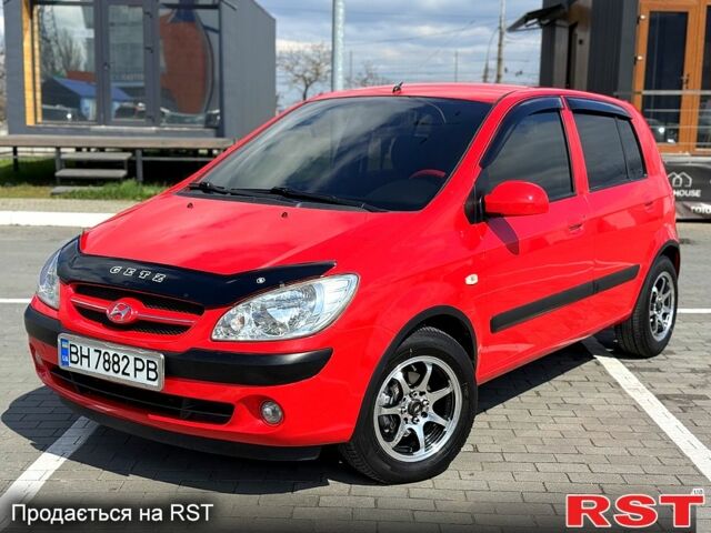 Красный Хендай Гетц, объемом двигателя 1.4 л и пробегом 150 тыс. км за 5450 $, фото 1 на Automoto.ua