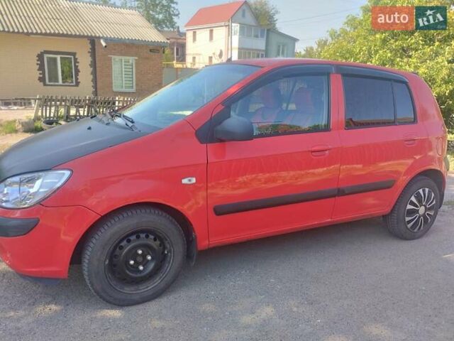Червоний Хендай Гетц, об'ємом двигуна 1.4 л та пробігом 267 тис. км за 4600 $, фото 1 на Automoto.ua