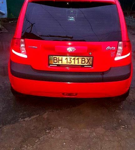 Червоний Хендай Гетц, об'ємом двигуна 14 л та пробігом 101 тис. км за 5300 $, фото 1 на Automoto.ua