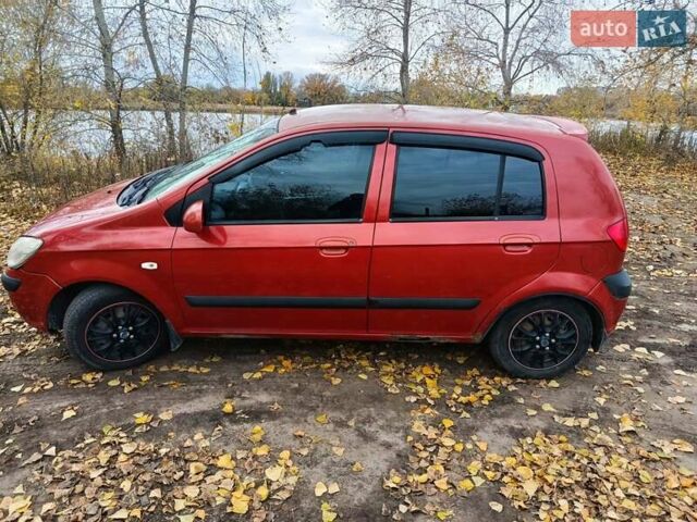 Красный Хендай Гетц, объемом двигателя 1.4 л и пробегом 290 тыс. км за 3000 $, фото 1 на Automoto.ua